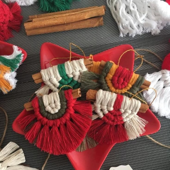 گیفت یلدایی مکرومه