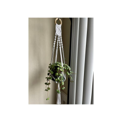 آویز گلدان مکرومه بافی مدل مریم برند آرت بیوتی آویز گلدان مکرومه بافی مدل مریم برند آرت بیوتی