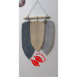 دیوارکوب سه برگ مکرومه بافی طرح فندق دیوارکوب سه برگ مکرومه بافی طرح فندق