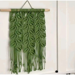 دیوارکوب آویزمکرومه جوانه سبز در رنگبندی دیوارکوب آویزمکرومه جوانه سبز در رنگبندی