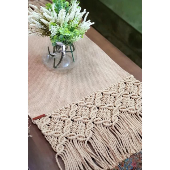 رانر رومیزی‌ مکرومه بافی مدل لعلینه