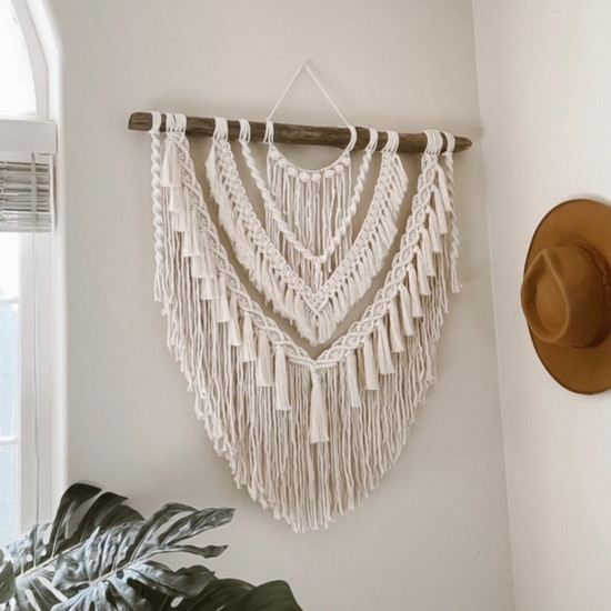 آویز مکرومه با چوب طبیعی طرح هرمس