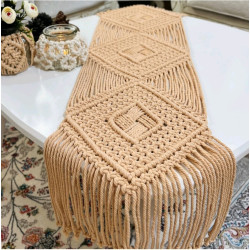 رومیزی مکرومه مدل راوک سایز حدودا یک متر رومیزی مکرومه مدل راوک سایز حدودا یک متر