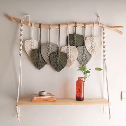 اویز شلف مکرومه چوبی طرح لاله اویز شلف مکرومه چوبی طرح لاله