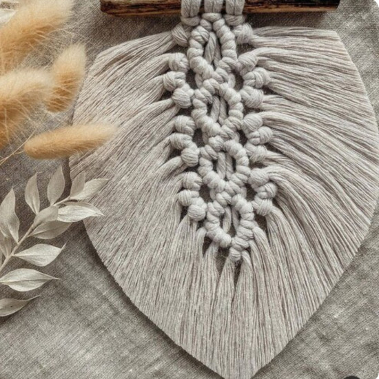 دیوارکوب تک برگ مکرومه بافی‌طرح‌ دینا