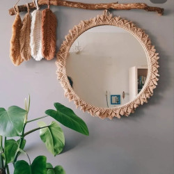 دیوارکوب دکوراتیو آینه و پر مکرومه بافی دیوارکوب دکوراتیو آینه و پر مکرومه بافی