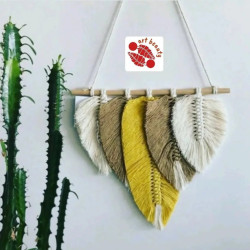 دیوارکوب مکرومه بافی برگ خردلی قهوه ای دیوارکوب مکرومه بافی برگ خردلی قهوه ای