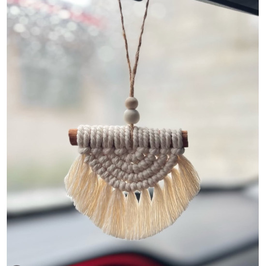 آویز ماشین مکرومه