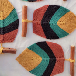 تکبرگ مکرومه بافی سه رنگ تکبرگ مکرومه بافی سه رنگ