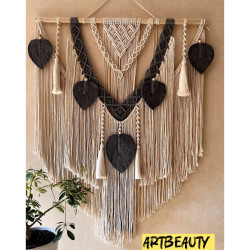 اویز مکرومه بافی ریسه دار طرح داربو اویز مکرومه بافی ریسه دار طرح داربو