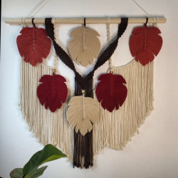 اویز برگ دار مکرومه طرح مونا اویز برگ دار مکرومه طرح مونا