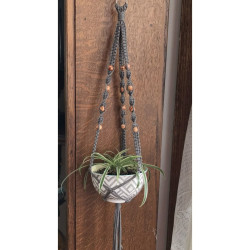 اویز گلدان مکرومه طرح شاهان اویز گلدان مکرومه طرح شاهان