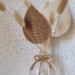 شاخه برگمکرومه دکوراتیو شاخه برگمکرومه دکوراتیو