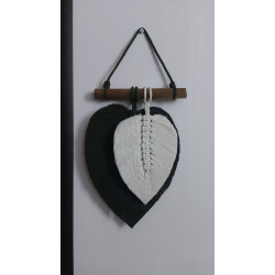 آویز برگ سفید و سبز کد02 آویز برگ سفید و سبز کد02