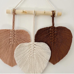 جاکلیدی سه برگ مکرومه بافی جاکلیدی سه برگ مکرومه بافی